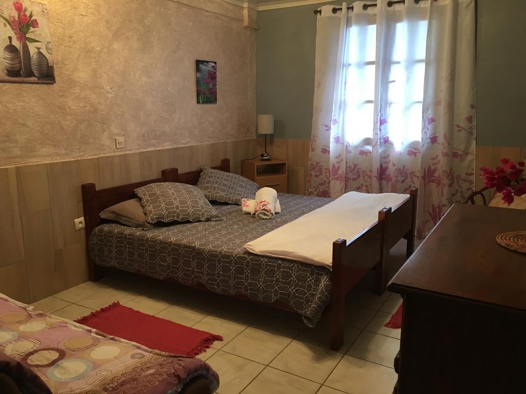 サン・ル La Caz Oceane Bed & Breakfast エクステリア 写真