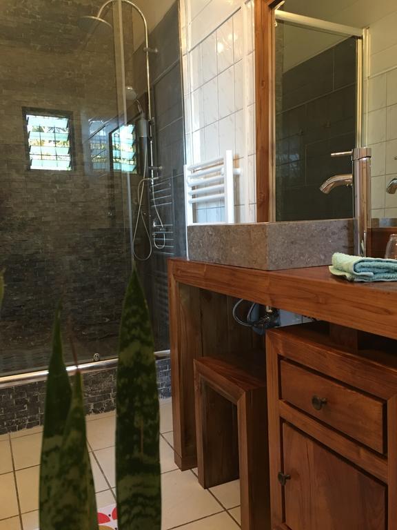 サン・ル La Caz Oceane Bed & Breakfast エクステリア 写真