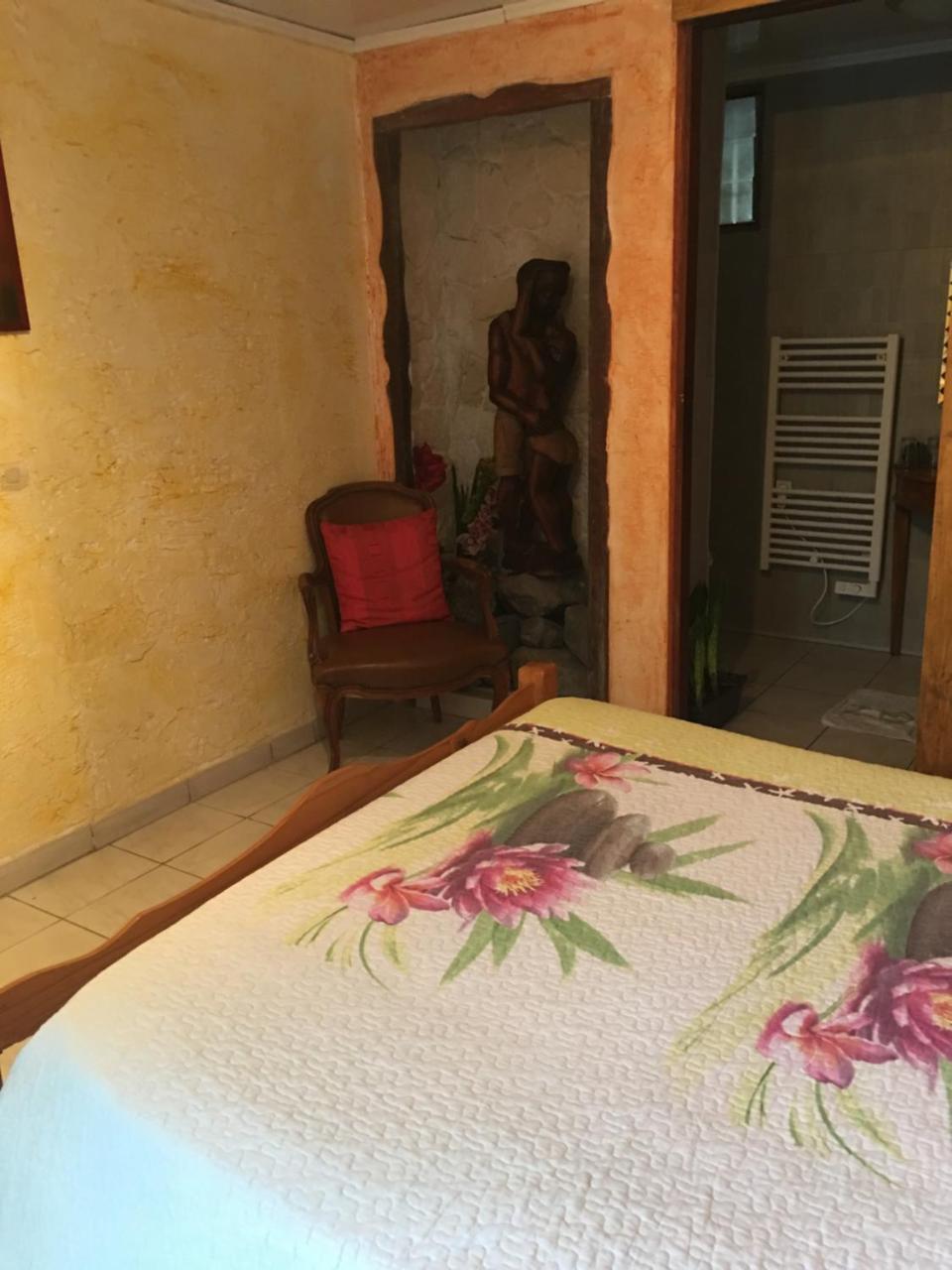 サン・ル La Caz Oceane Bed & Breakfast エクステリア 写真